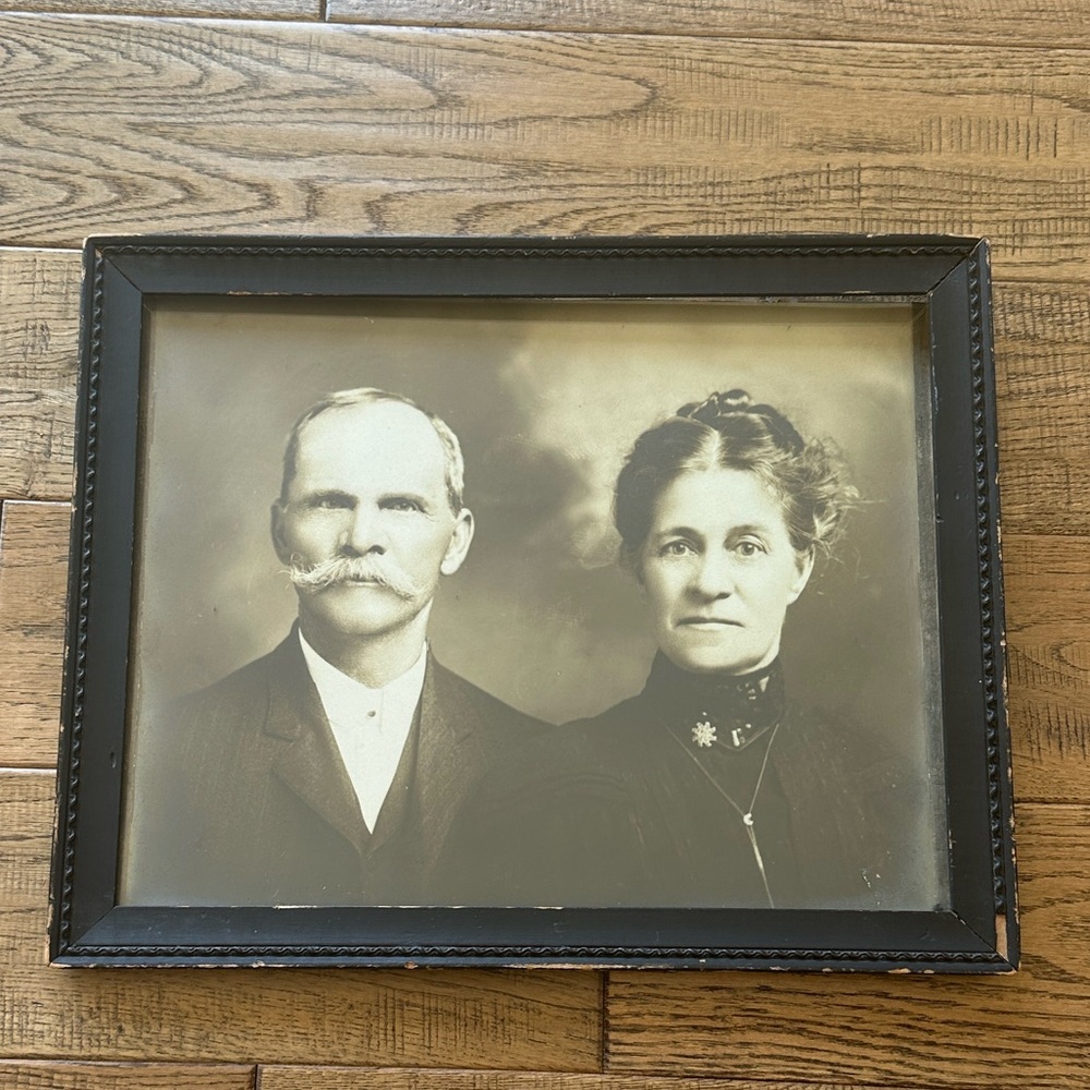 Vintage 1905 photo Wooden Frame